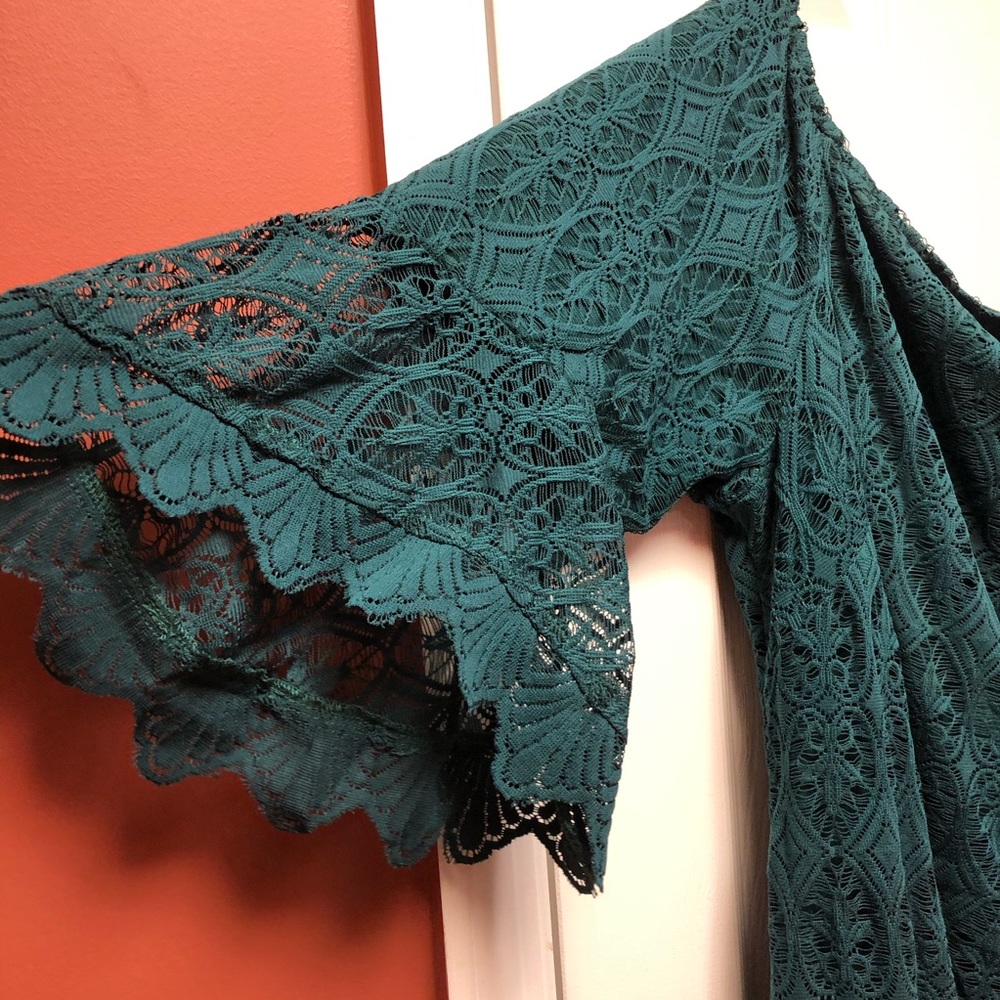 Sharagano Green Lace Off the Shoulder Dress - Picture 3 of 6